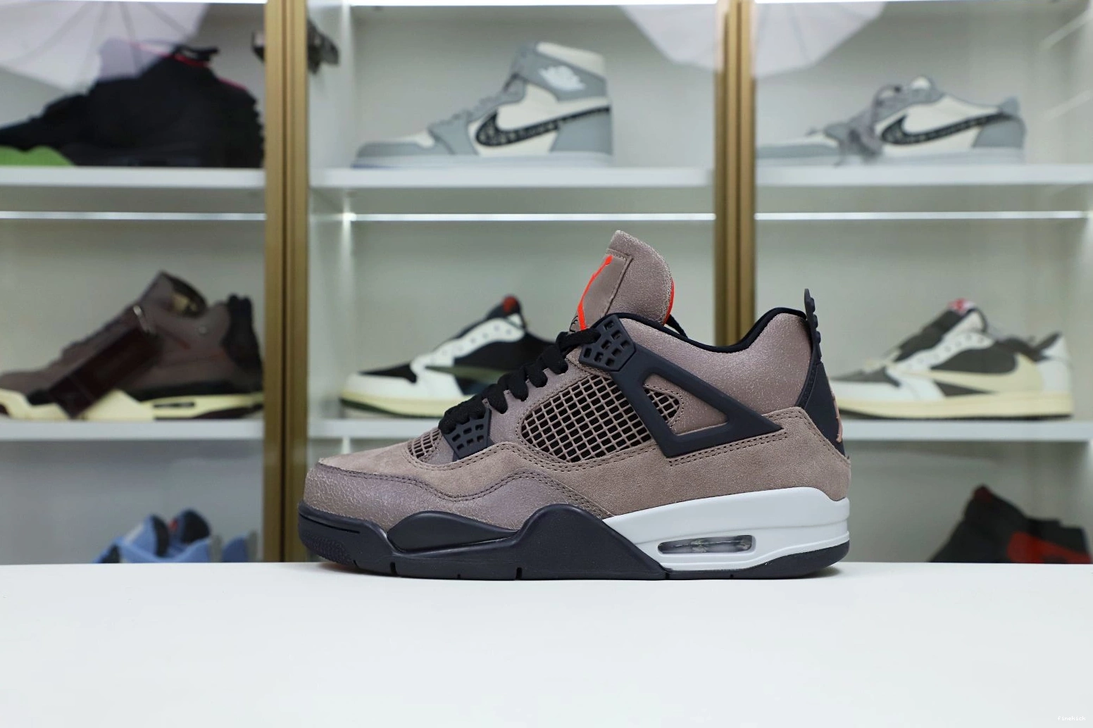 RETRO HAZE' JORDAN 4 AIR 'TAUPE 0920